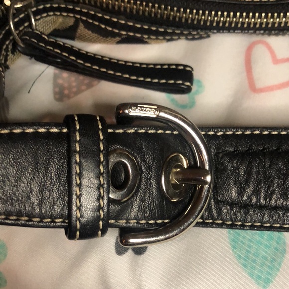 COACH Vintage black and gray signature small hobo style handbag. - Picture 6 of 11